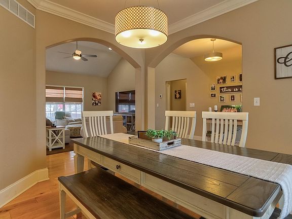 4th image of 4288 Hilldale Dr