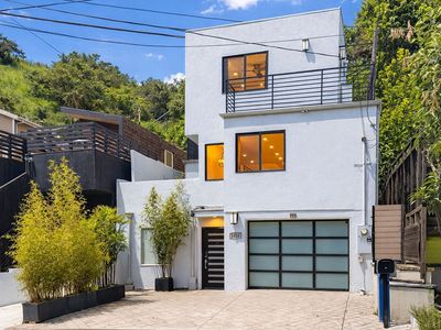 1655 N Beverly Glen Blvd, Los Angeles, CA, 90077