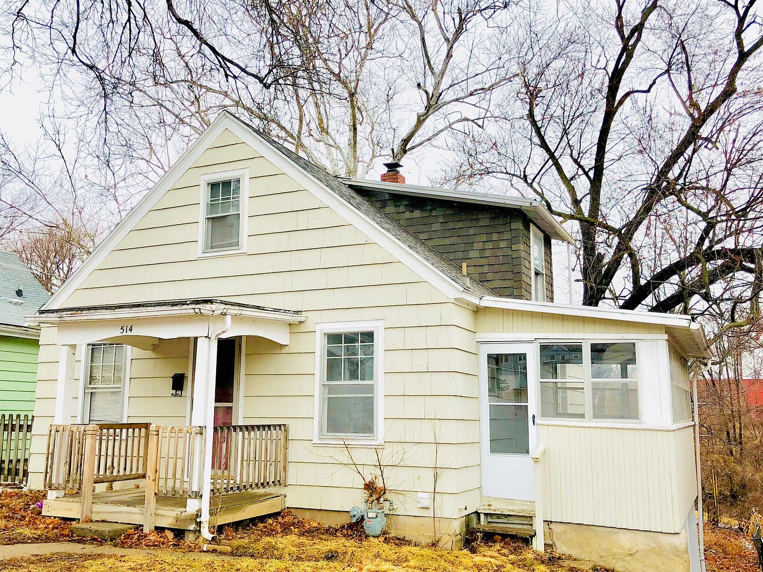 514 Oak St, Leavenworth, KS 66048 | Zillow