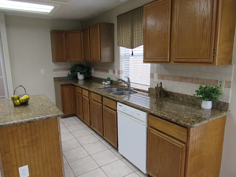 10139 Cedaredge Dr — Photo 21