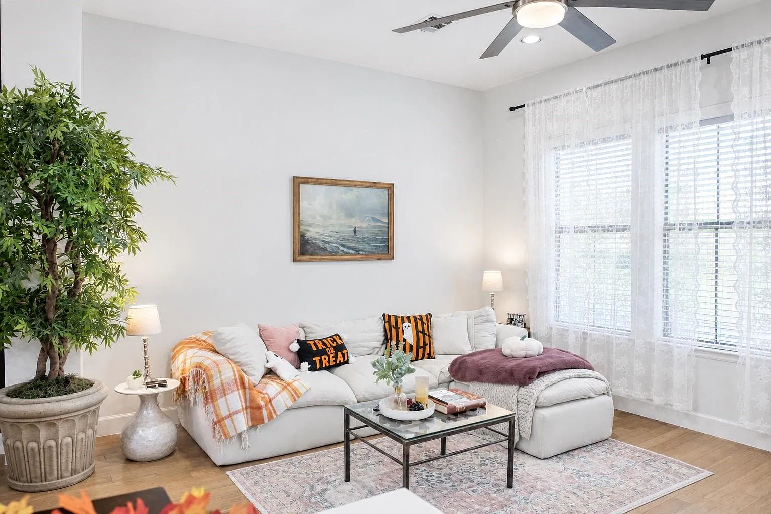 2 bed, 2.5 bath, 1424 sqft, $2,400 — Photo 3