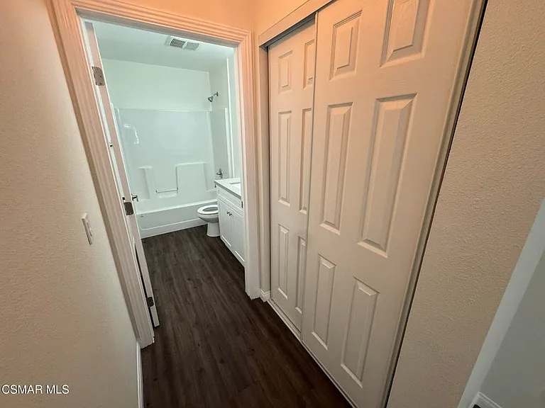 1850 Buyers St #204 — Photo 13
