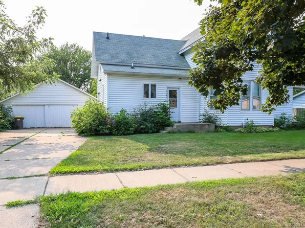 1140 12th Ave, Baldwin, WI 54002