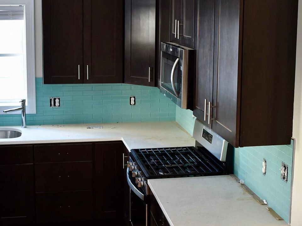 2nd image of 51 Fulton St #2B