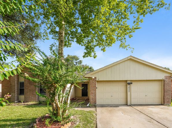 1711 Meadow Green Dr