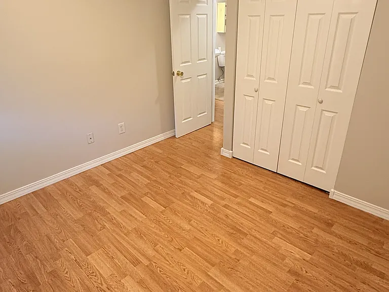 937 Breezewood Cir — Photo 4