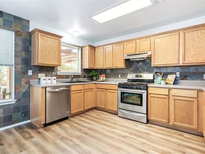 8901 Corran Ferry Dr, Austin, TX, 78749