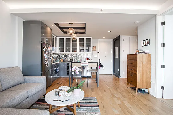 Rented by Nooklyn NYC LLC | media 67