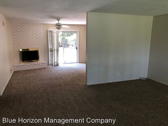4th image of 543 Carlo Dr