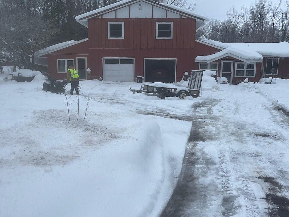 1st image of 12542 S Mackinac Trl