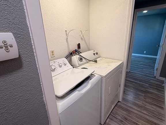 4th image of 3712 S Elk Ridge Dr