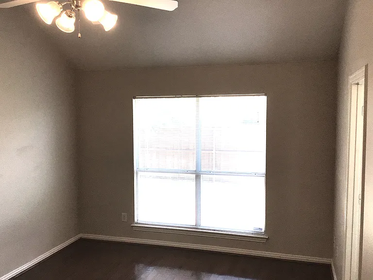 1208 Marchant Pl — Photo 11