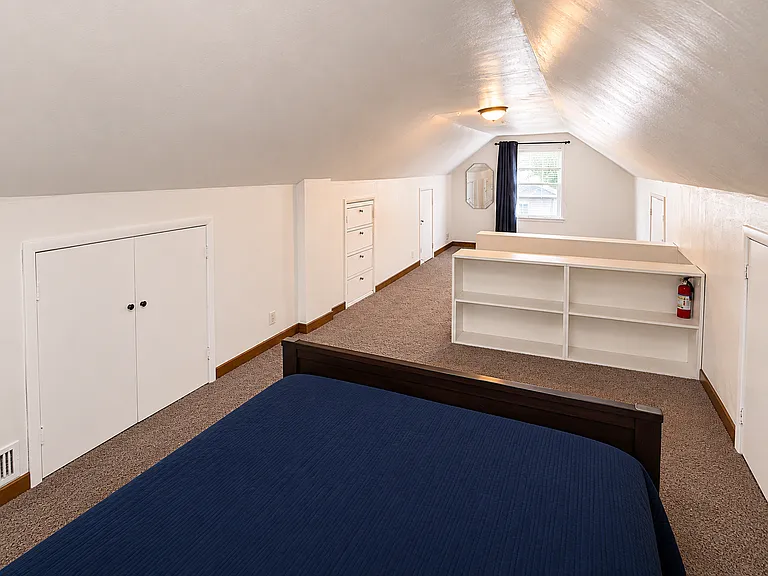 1102 Murray Dr — Photo 18