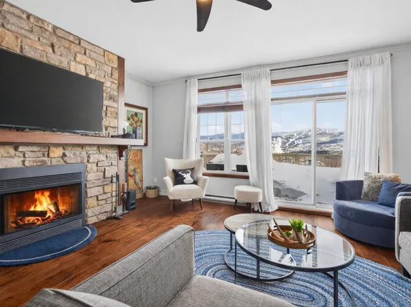 225 Rue Du Mont Plaisant #5, Mont Tremblant, QC J8E 1L2