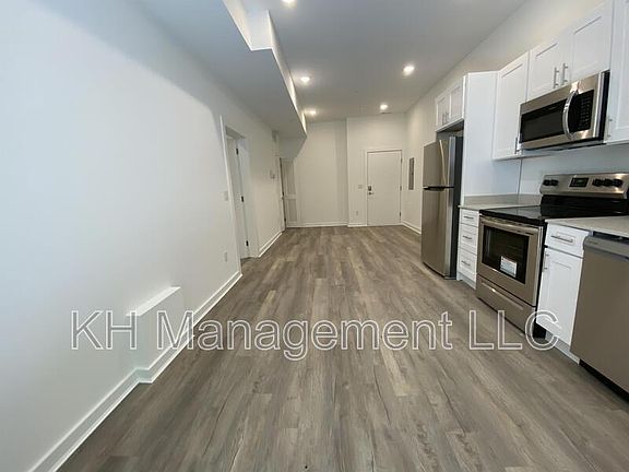 3rd image of 2020 N 22nd St #102