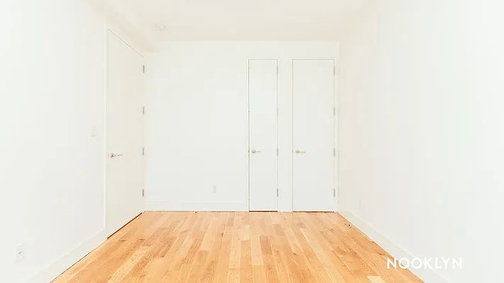 Rented by Nooklyn NYC LLC | media 19