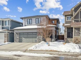 17 Cranbrook Cir SE, Calgary, AB T3M 2J5