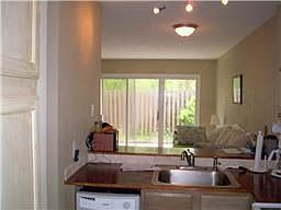 4th image of 615 Bay Colony Dr APT 8