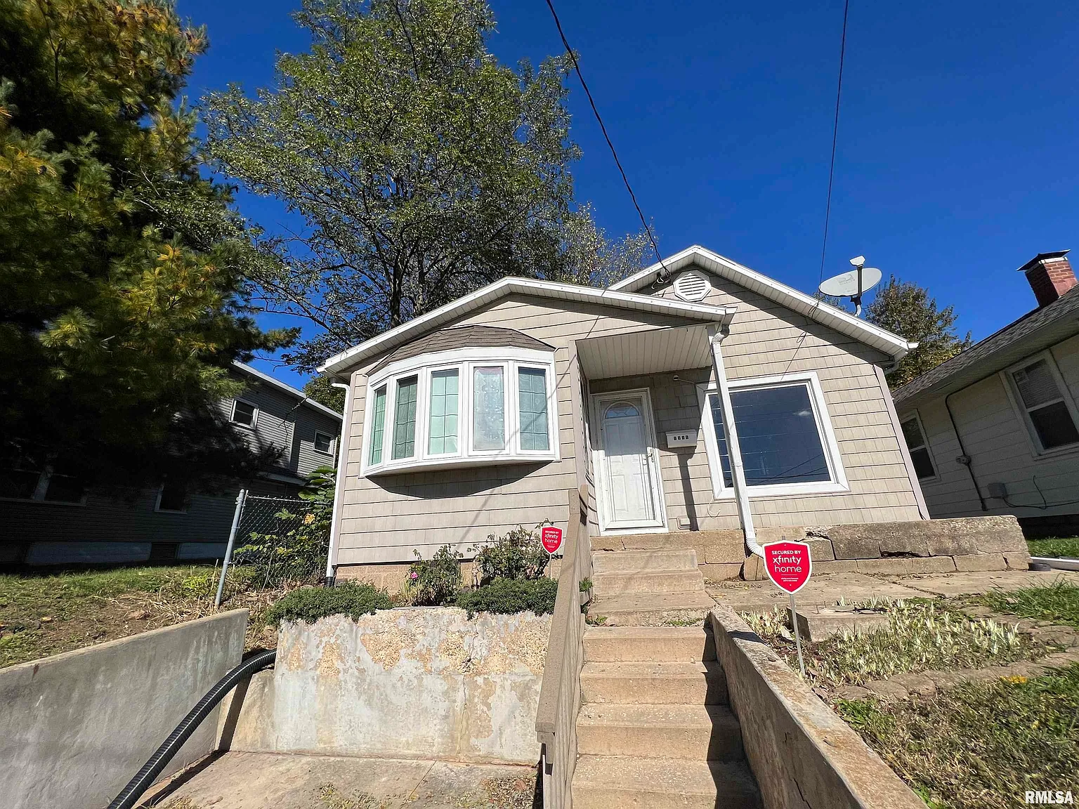 1431 E Paris Ave photo 1