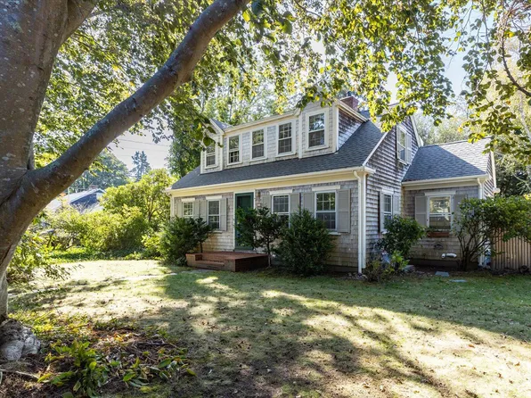 22 Beebe Acres Road, Falmouth, MA 02540