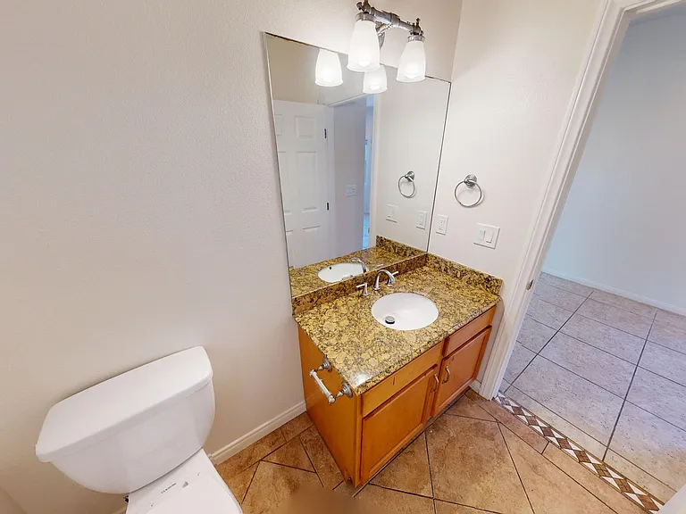 256 Elm Ave — Photo 7