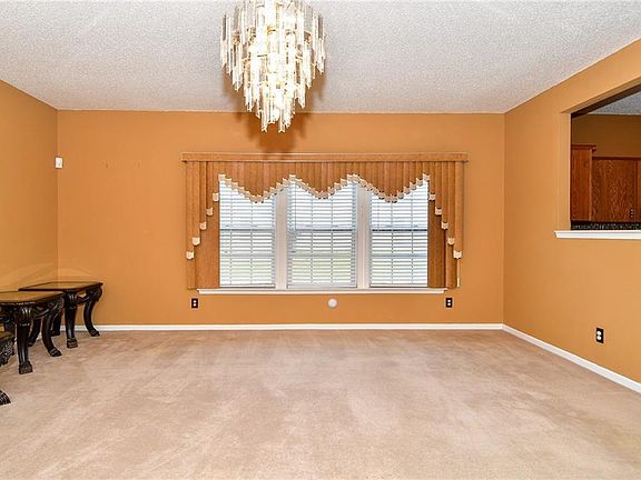 4th image of 1478 Danielle Dr