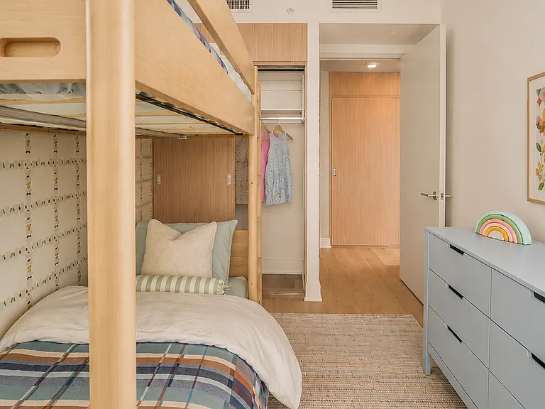 251 Douglass St #826 — Photo 12