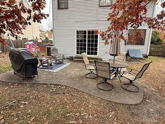 2nd image of 4 Belmont Ct