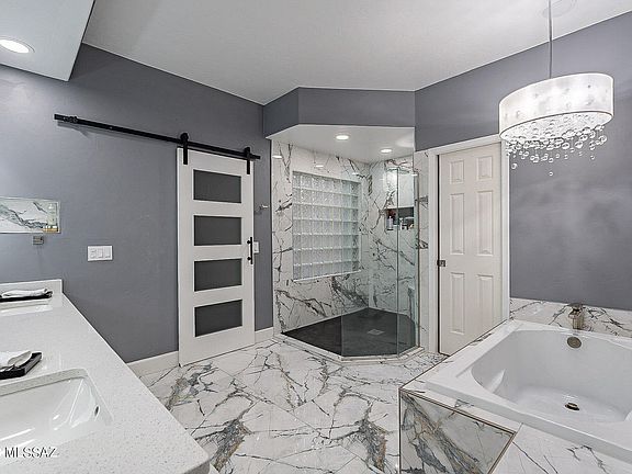 5th image of 1441 W Cool Breeze Ct