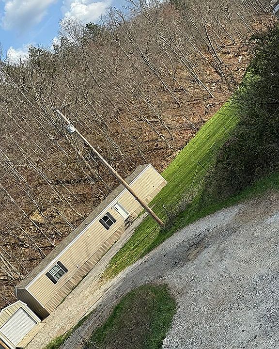 1st image of 2003 Centerville Rd