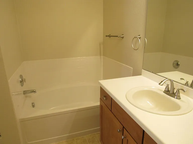 3601 E 103rd Cir #B13 — Photo 16