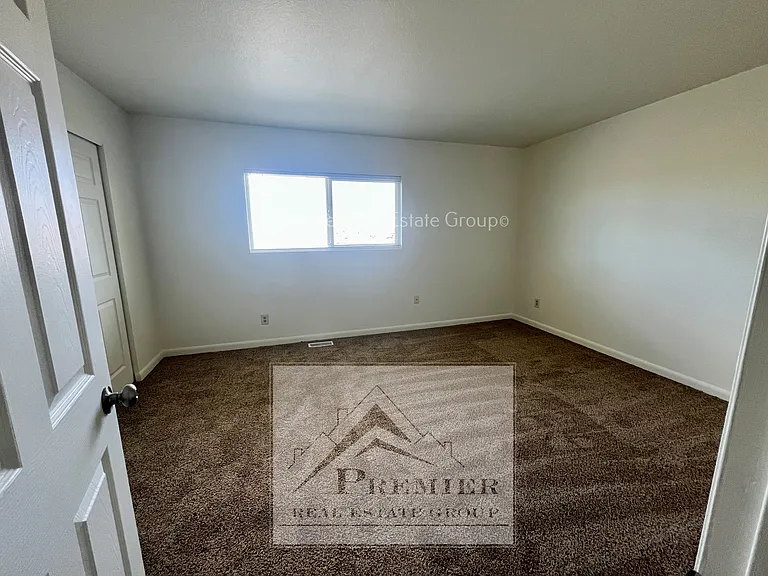 2433 Cherokee Park Pl — Photo 7