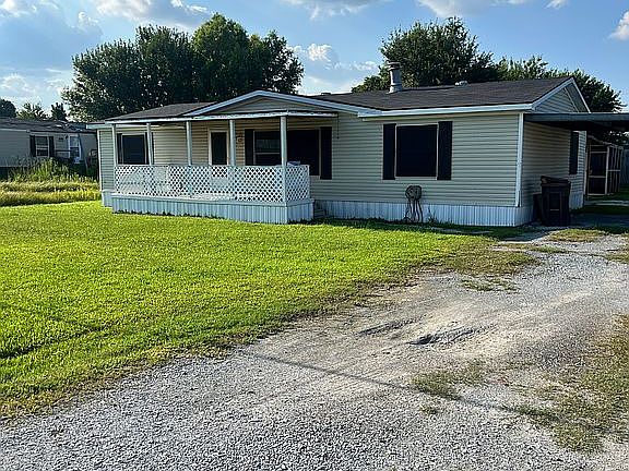 2nd image of 2504 Dolphin Dr