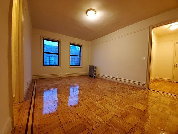 4th image of 68 W 238th St #C43
