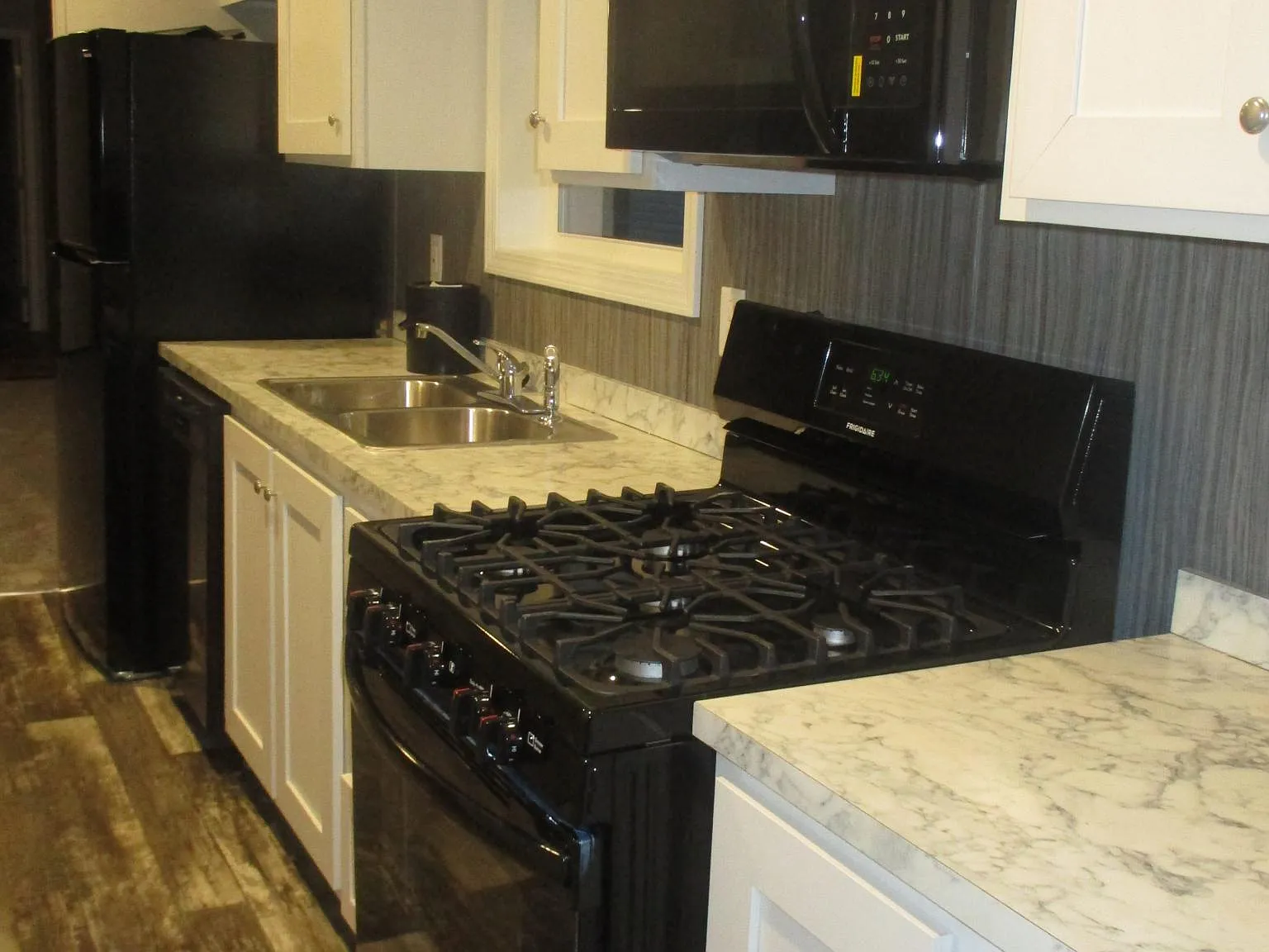 Brookview Village — Photo 2