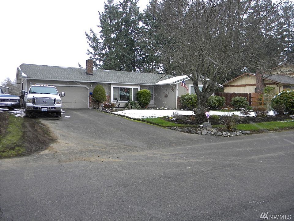 1st image of 907 143rd St S
