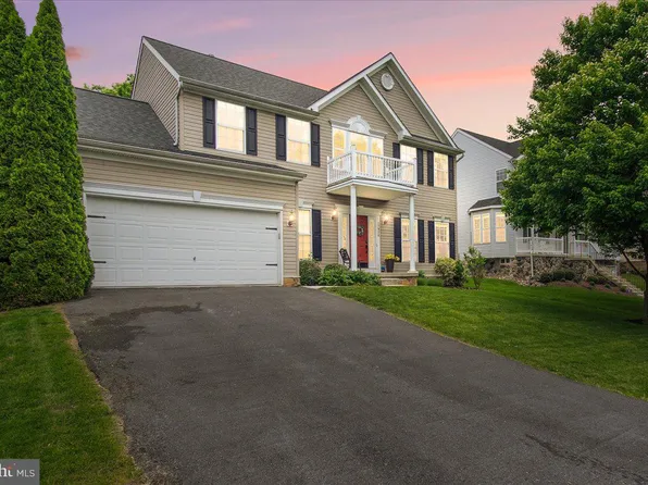 17924 Lyles Dr, Hagerstown, MD 21740