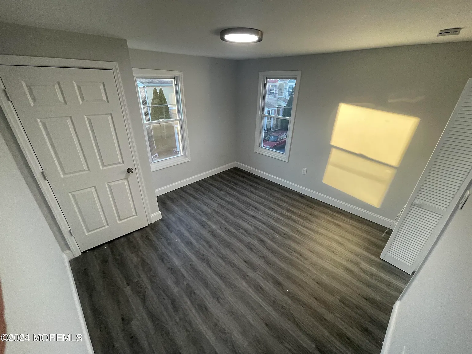 2 bed, 1960 sqft, $2,900 — Photo 3