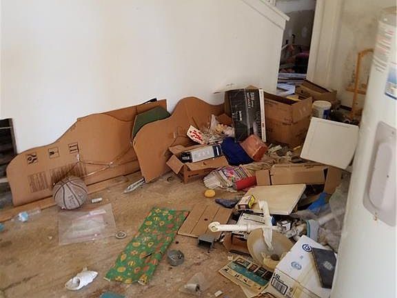 2nd image of 2814 E Park Dr