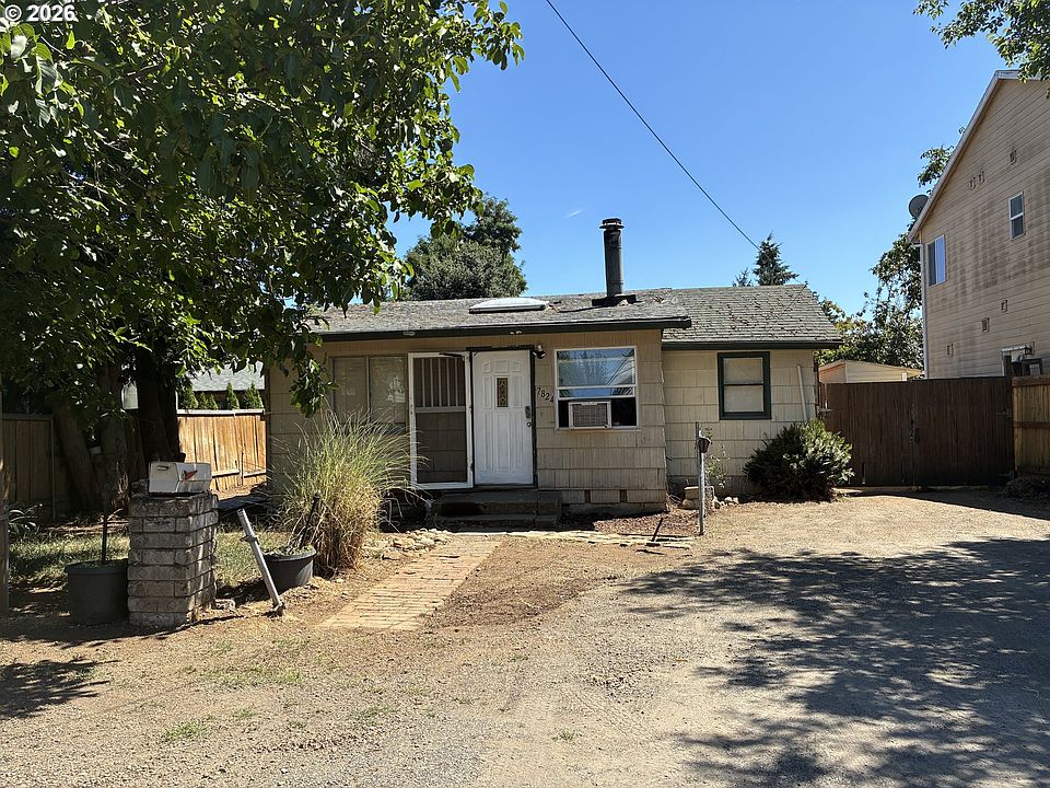 1st image of 7824 SE 64th Ave