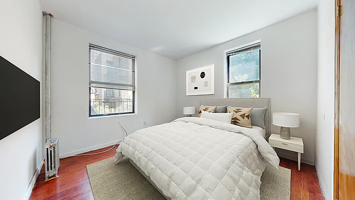 Rented by Bond New York | media 15