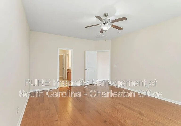 481 Gianna Ln — Photo 11