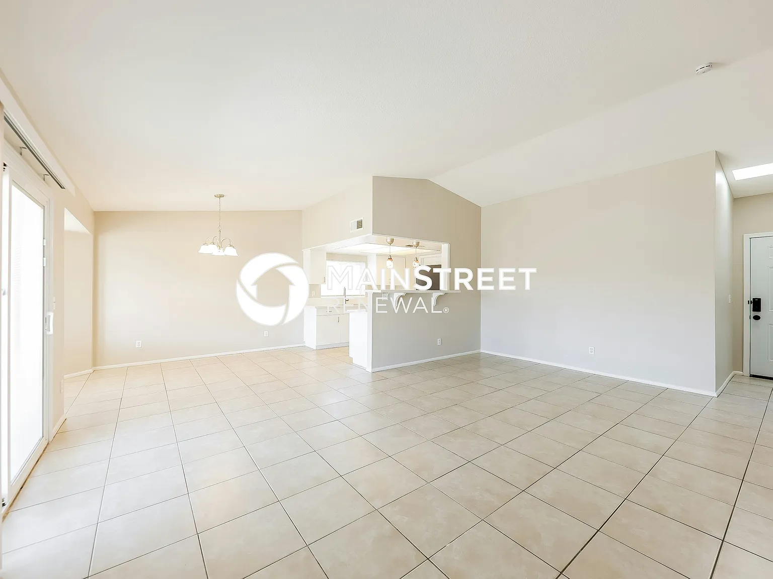 11021 W Monterosa St — Photo 4