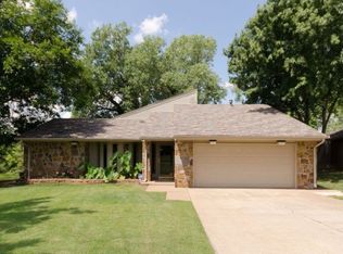 2004 Cottonwood Rd, Norman, OK 73071