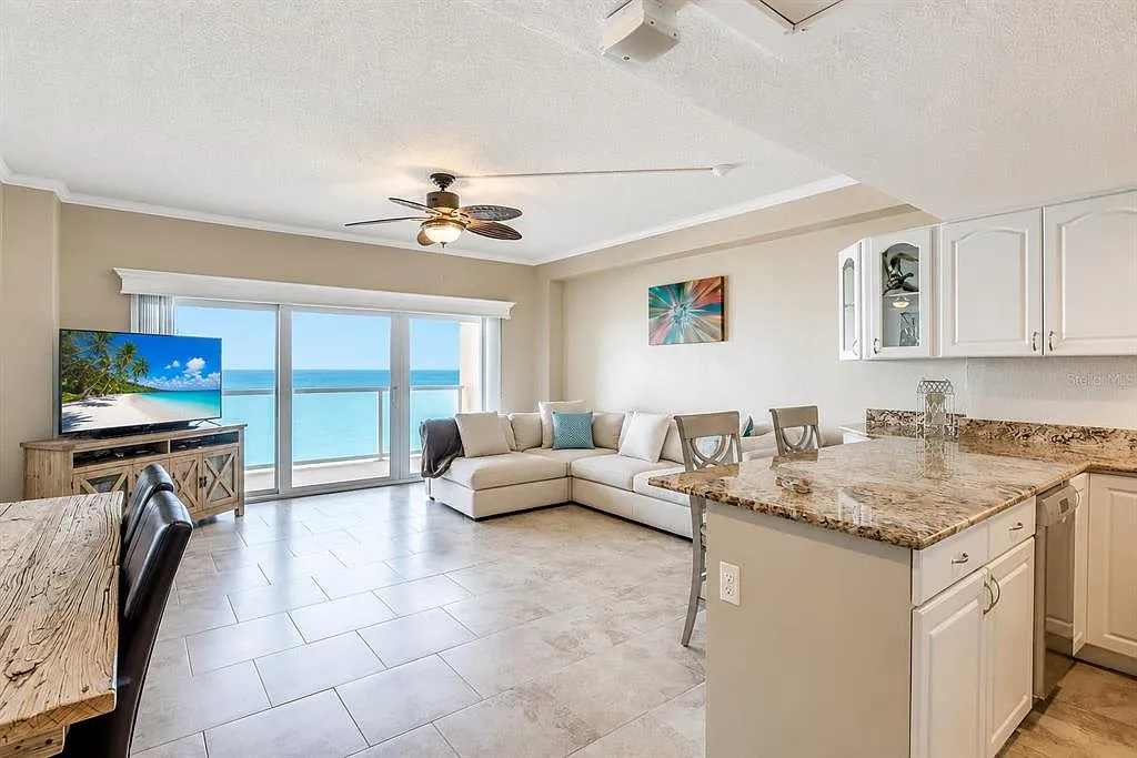 1 bed, 772 sqft, $3,200 — Photo 4