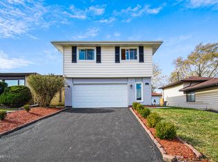 18024 Juneway Ct, Country Club Hills, IL