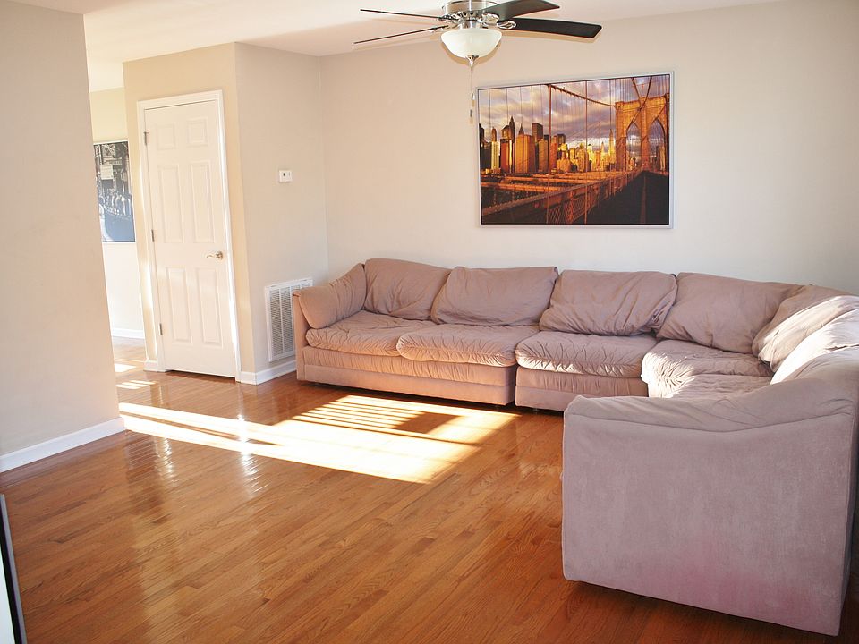 1st image of 2121 S Greenwood Dr APT 907