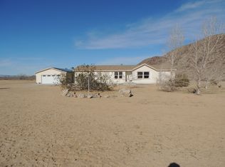 58770 Gerrie Ln, Landers, CA 92285