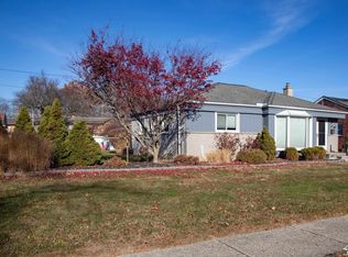 30120 Rush St, Garden City, MI 48135