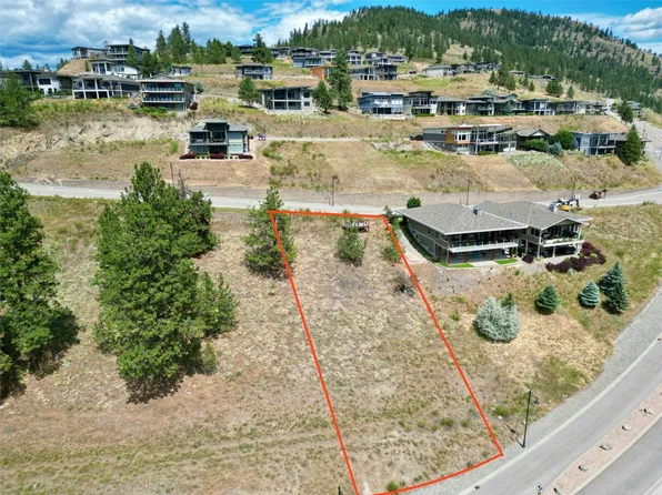 8816 Stonington Rd, Vernon, BC V1H 2K8